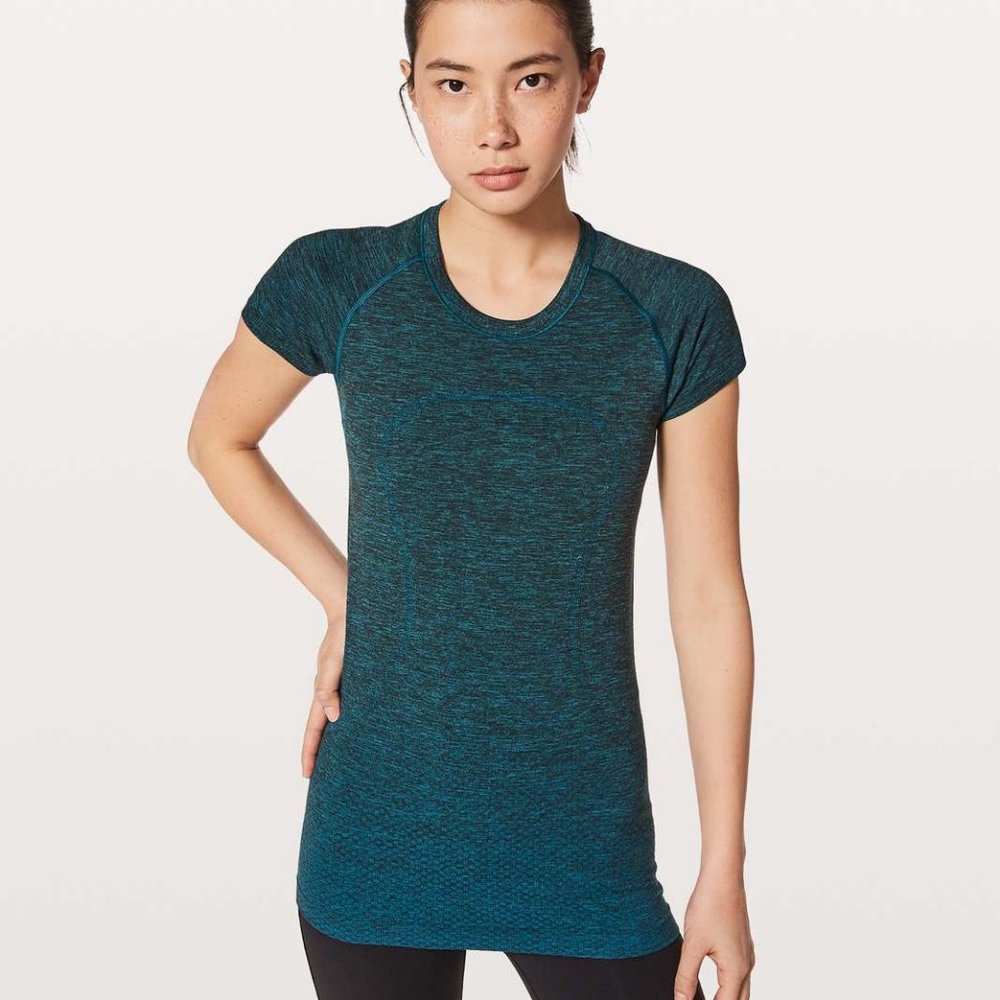 Lululemon Swiftly Tech Short Sleeve Crew Poolside